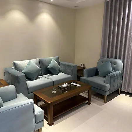 إقامة سعيدة للشقق المخدومة Tabuk Extérieur photo